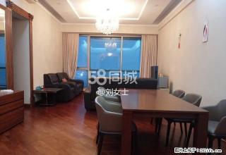 帝峰 4室2厅2卫 - 香港28生活网 hk.28life.net