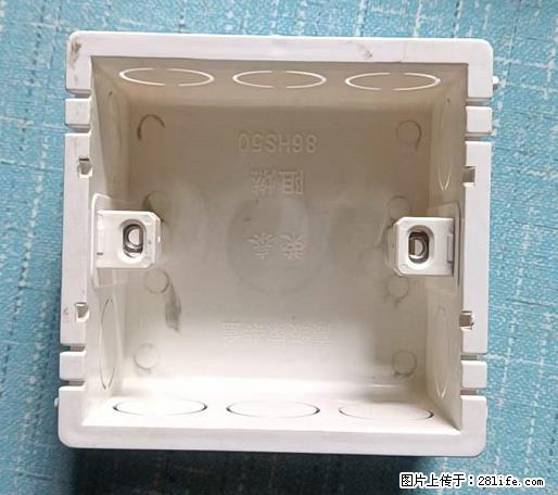 桂林荣泰吹塑、注塑【厂家直销】PVC阴燃电工配件，精品86底盒 - 其他广告 - 广告专区 - 香港分类信息 - 香港28生活网 hk.28life.net